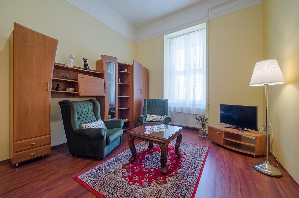 Apartment Stupendous